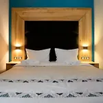Hotel Goral & *
