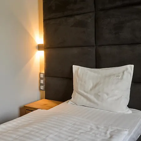 Hotel Goral &