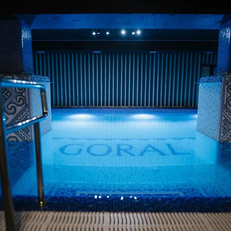 Hotel Goral &
