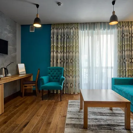 Hotel Goral &