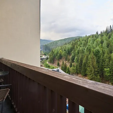 Goral & Bukovel