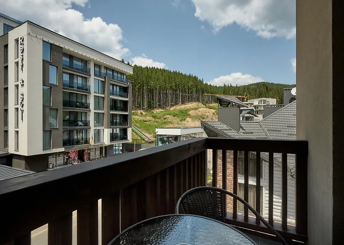 Goral & Bukovel