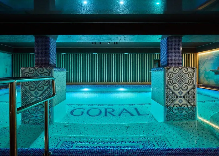 Goral & *